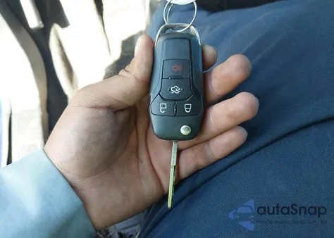 2013 Ford Fusion S из США, поврежденный, VIN 3FA6P0G73DR167750